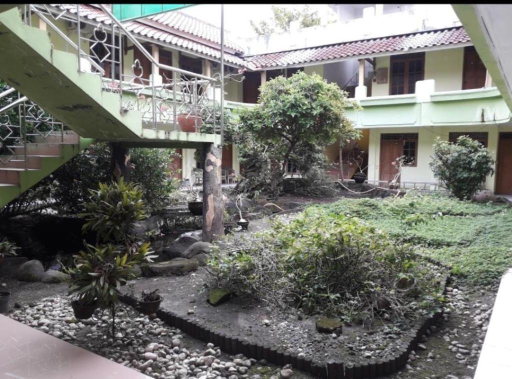Hotel Puri Ageng Джокьякарта Экстерьер фото